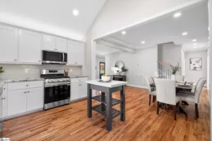 401 Connecticut Ave, Greer, SC 29650 - Photo 14