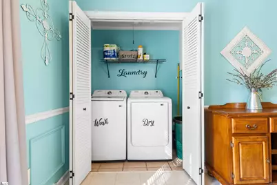 108 Edgewood Drive, Laurens, SC 29360 - Photo 12