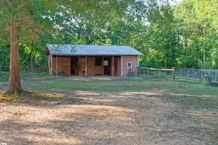 700 N Trade Ave, Landrum, SC 29356 - Photo 40