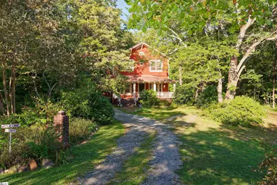 700 N Trade Avenue, Landrum, SC 29356 - Photo 1