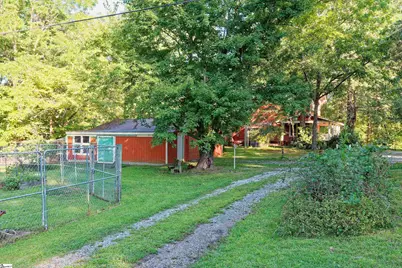 700 N Trade Avenue, Landrum, SC 29356 - Photo 36