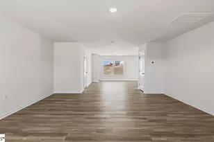 3010 Hunters Brook Dr, Boiling Springs, SC 29316 - Photo 4