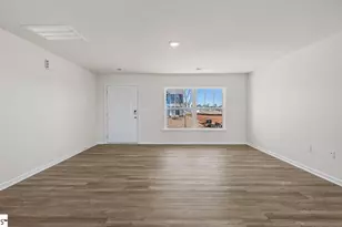 3010 Hunters Brook Dr, Boiling Springs, SC 29316 - Photo 2