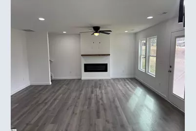 117 Wardlaw Avenue, Spartanburg, SC 29302 - Photo 8