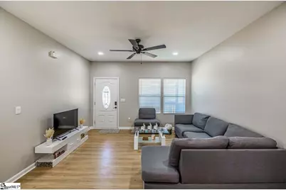 18 Blackwood Street, Greenville, SC 29611 - Photo 6