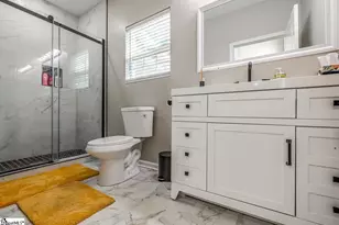 18 Blackwood St, Greenville, SC 29611 - Photo 18