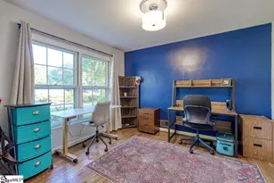 320 Fairlane Dr, Spartanburg, SC 29307 - Photo 8