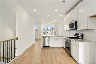 24 Renaissance Row Dr, Greenville, SC 29606 - Photo 8