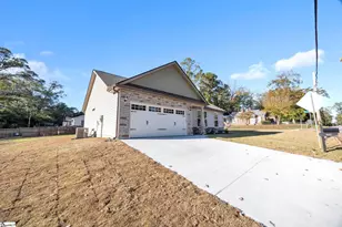 602 Caughlin Ave, Anderson, SC 29624 - Photo 2