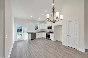 602 Caughlin Ave, Anderson, SC 29624 - Photo 6