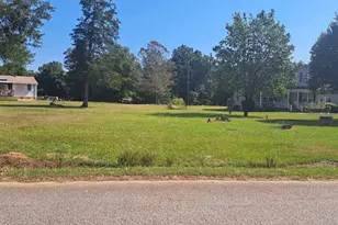 726 Bill Pearson Rd, Woodruff, SC 29388 - Photo 1