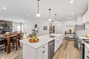 105 Comanche Trl, Simpsonville, SC 29680 - Photo 10