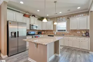 737 Stilmore Dr, Duncan, SC 29334 - Photo 8