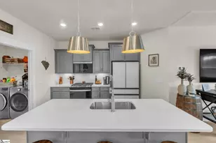1228 Cyndis Ln, Greer, SC 29651 - Photo 8