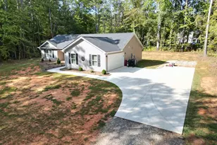 293 Cecil Dr, Waterloo, SC 29384 - Photo 4