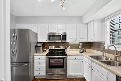 812 Reid School Road #Unit 6, Taylors, SC 29687 - Photo 6