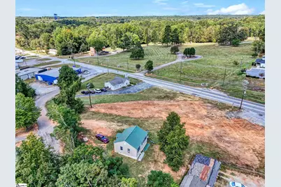 790 E Main Street, Laurens, SC 29360 - Photo 8