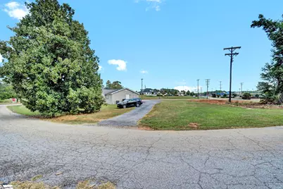 790 E Main Street, Laurens, SC 29360 - Photo 20