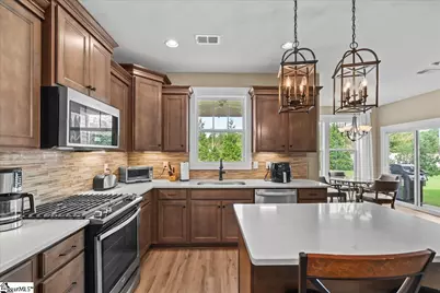 4 Glenview Park Place, Travelers Rest, SC 29690 - Photo 8