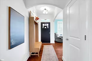 202 Montview Cir, Greenville, SC 29617 - Photo 6