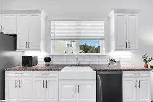 202 Montview Cir, Greenville, SC 29617 - Photo 12