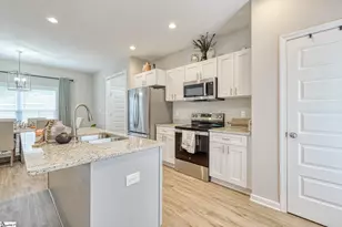 207 High St, Spartanburg, SC 29306 - Photo 14