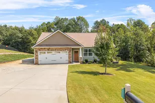 300 Brandon Ct, Easley, SC 29641 - Photo 2