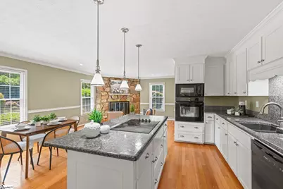 1016 Old Boiling Springs Road, Greer, SC 29650 - Photo 10