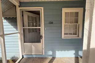 120 Russell St, Laurens, SC 29360 - Photo 2