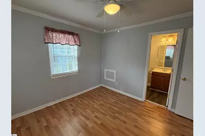 120 Russell Street, Laurens, SC 29360 - Photo 6