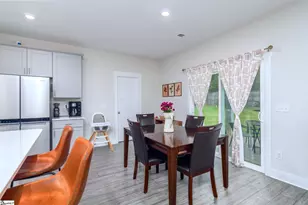 325 Roderick Ln, Greenville, SC 29605 - Photo 18