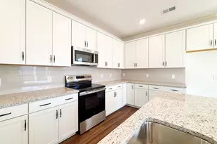 204 Pendergast Rd, Greenville, SC 29605 - Photo 6