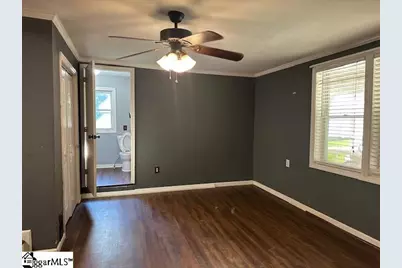 265 W Durham Street, Landrum, SC 26356 - Photo 12