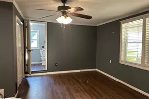 265 W Durham St, Landrum, SC 26356 - Photo 12