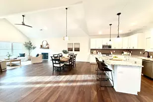 1205 S Main St, Fountain Inn, SC 29644 - Photo 6