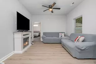 8 Windover Ln, Fountain Inn, SC 29644 - Photo 12