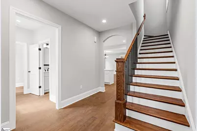 711B N Main Street, Greer, SC 29651 - Photo 2
