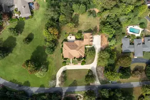 105 E Round Hill Rd, Greenville, SC 29617 - Photo 50