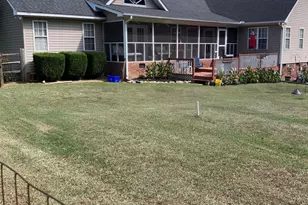 1015 Saddle Hill Rd, Greenwood, SC 29646 - Photo 4