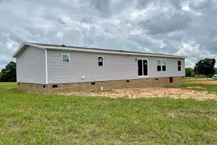 477 Island Creek Rd, Cowpens, SC 29330 - Photo 2