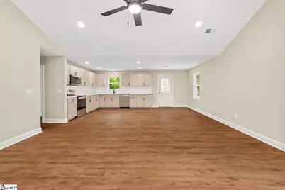 1606 S Murray Avenue Extension, Anderson, SC 29624 - Photo 4