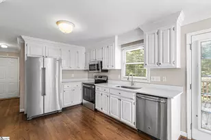 109 Deer Spring Ln, Simpsonville, SC 29680 - Photo 10