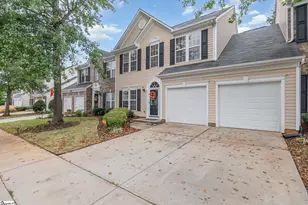 323 Majesty Ct, Greenville, SC 29615 - Photo 2