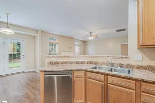 323 Majesty Ct, Greenville, SC 29615 - Photo 12