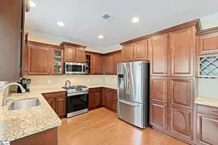 316 Scotts Bluff Dr, Simpsonville, SC 29681 - Photo 10