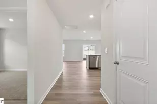 409 Caprock Ct, Seneca, SC 29678 - Photo 2