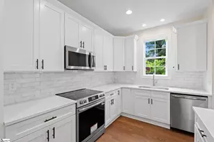 711 A N Main St, Greer, SC 29651 - Photo 4