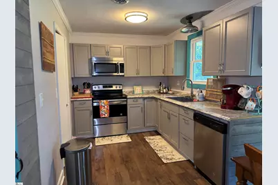 242 Redwood Drive, Easley, SC 29642 - Photo 8