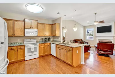 100 Amherst Way, Easley, SC 29642 - Photo 10