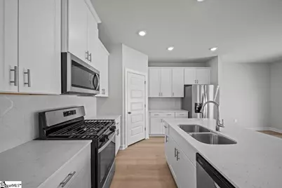 1596 Erindale Drive, Wellford, SC 29385 - Photo 4